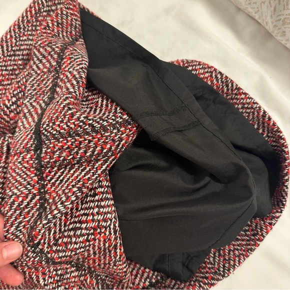 Loft Ann Taylor Black Red White Herringbone Wool Blend Skirt Size 2 Women’s - Picture 9 of 11